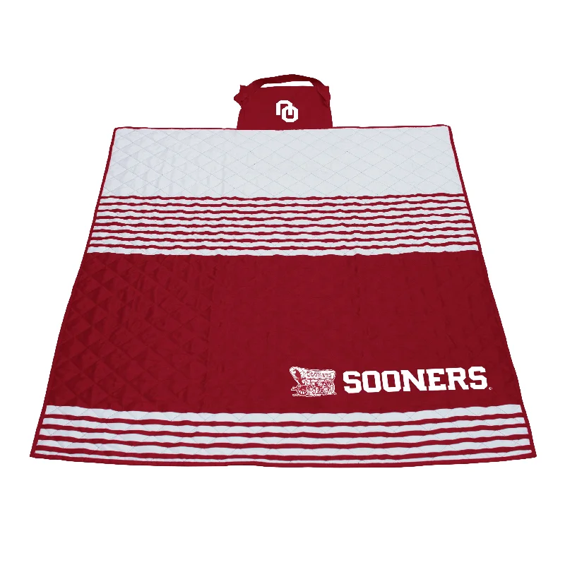 Soft, plush team blankets for watching the game in style-Oklahoma Outdoor Blanket