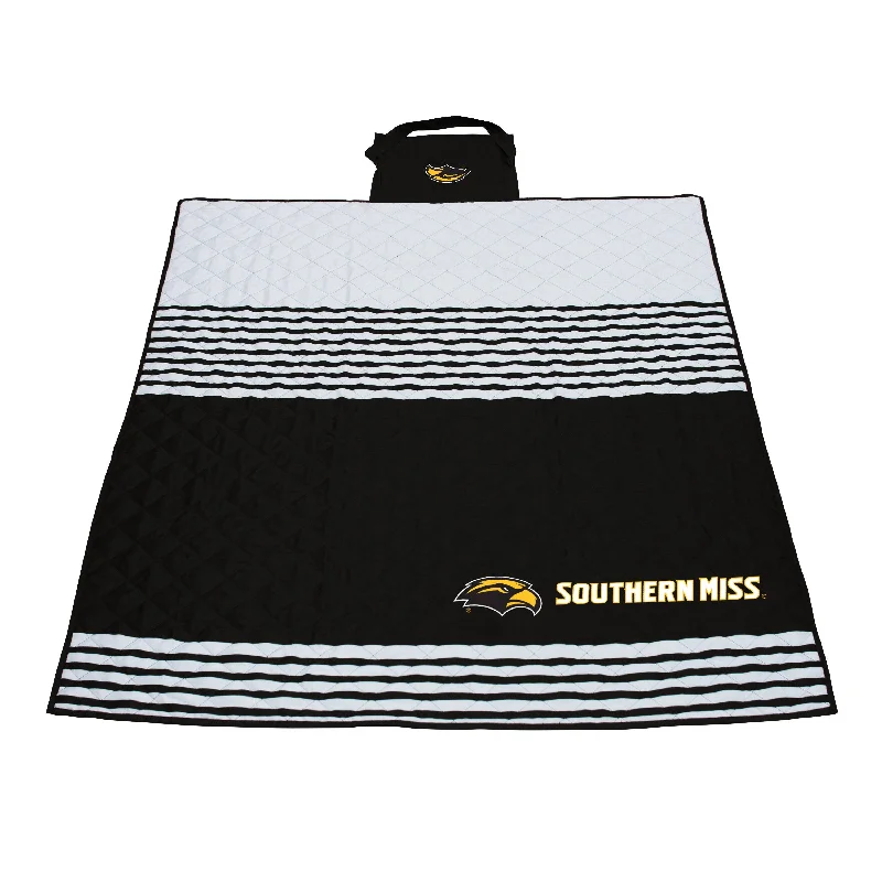 Personalized team blankets with vibrant colors-Southern Mississippi Outdoor Blanket