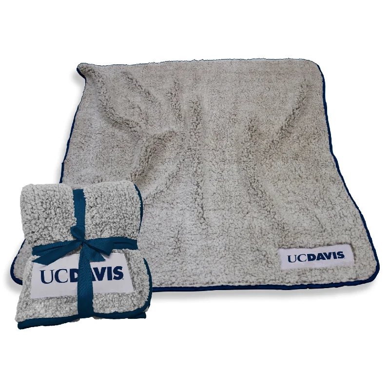 Customizable team towels for fans-UC Davis Frosty Fleece