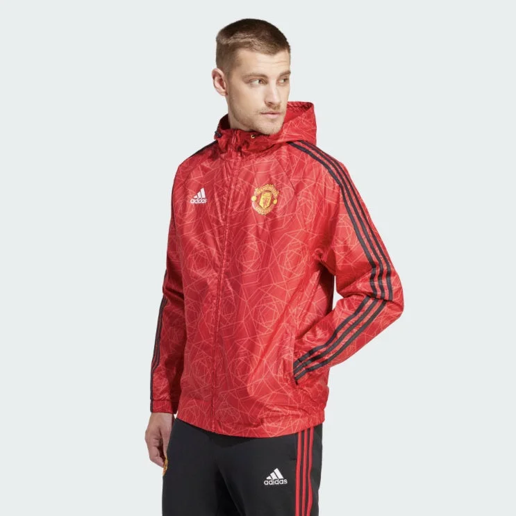 Soccer jersey with breathable fabric for comfort-Manchester United 2023/24 Windbreaker